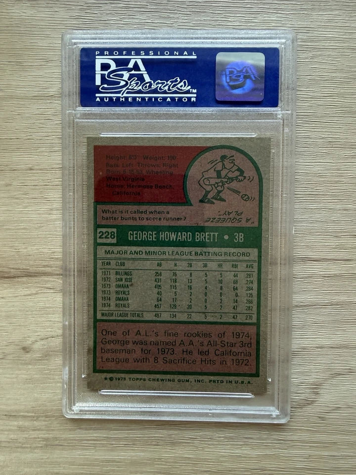1975 Topps #228 George Brett Rookie Card PSA 8 - Iconic Card!
